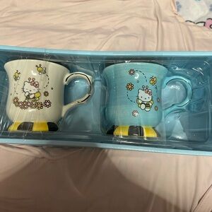 Cute Hello Kitty Mug Set